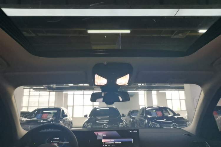 Used BMW i3 2024 eDrive 35 L Headliner