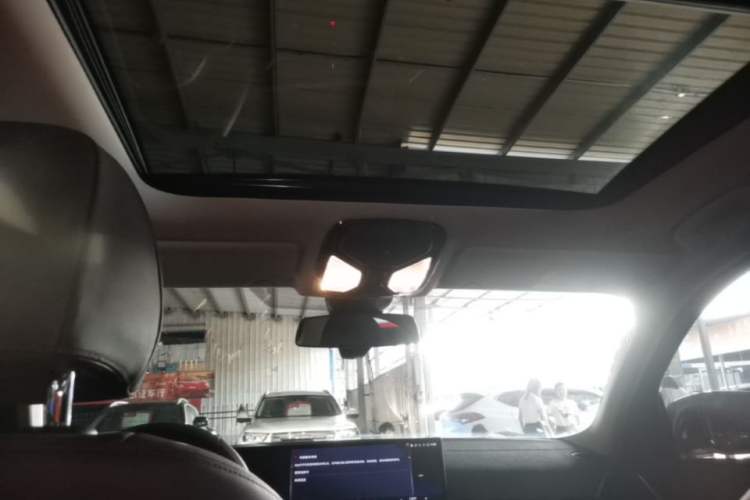 Used BMW i3 2024 eDrive 40 L Midnight Edition Headliner