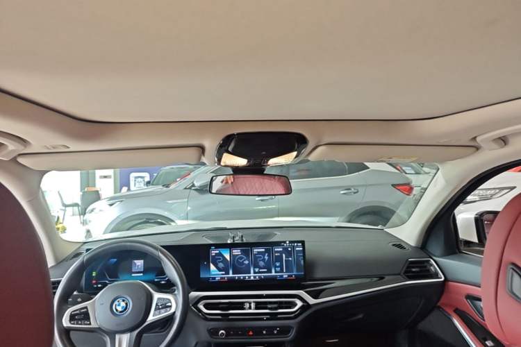 Used BMW i3 2024 eDrive 35 L Headliner