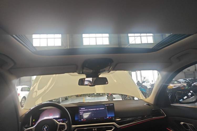Used BMW i3 2024 eDrive 35 L Headliner