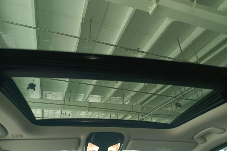 Used BMW i3 2024 eDrive 35 L Headliner