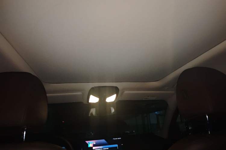 Used BMW i3 2024 eDrive 35 L Headliner