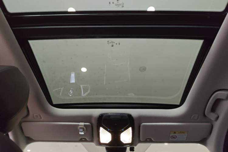 Used BMW i3 2024 eDrive 35 L Headliner