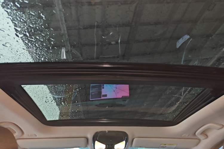 Used BMW i3 2024 eDrive 35 L Headliner