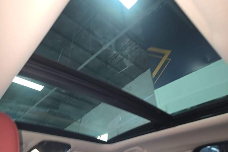Used BMW i3 2024 eDrive 35 L Headliner