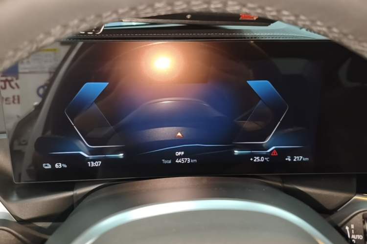 Used BMW i3 2024 eDrive 35 L Instrument Cluster
