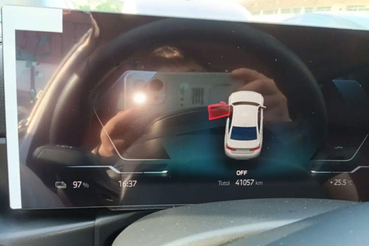 Used BMW i3 2024 eDrive 35 L Instrument Cluster