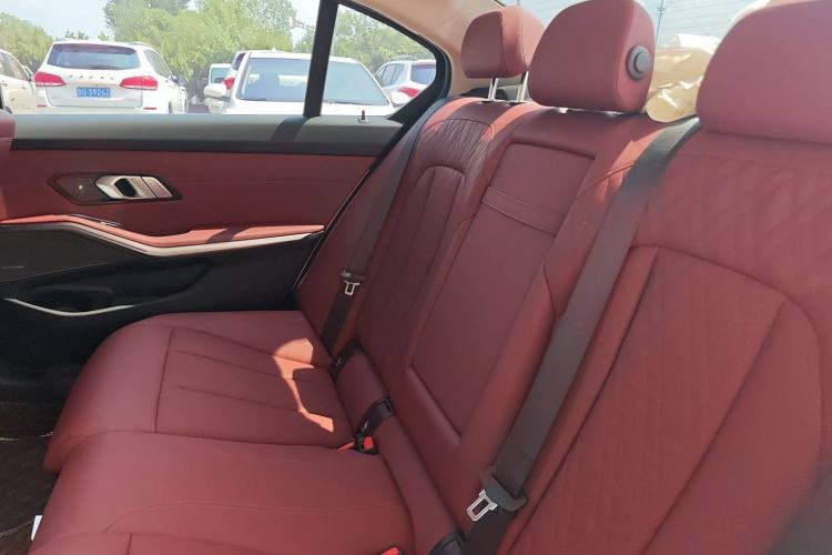 Used BMW i3 2024 eDrive 35 L Interior 1