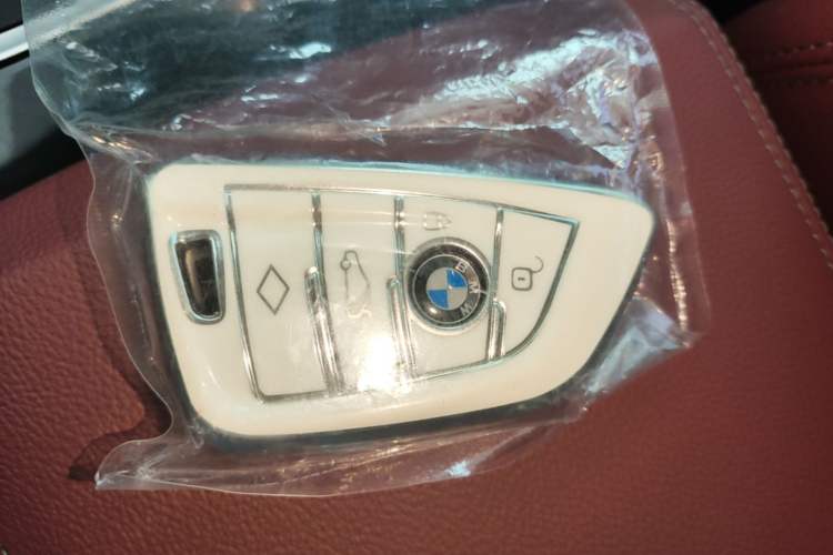 Used BMW i3 2024 eDrive 35 L Interior 1