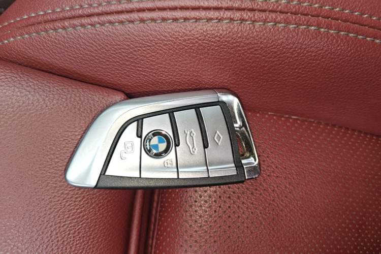 Used BMW i3 2024 eDrive 35 L Interior 1