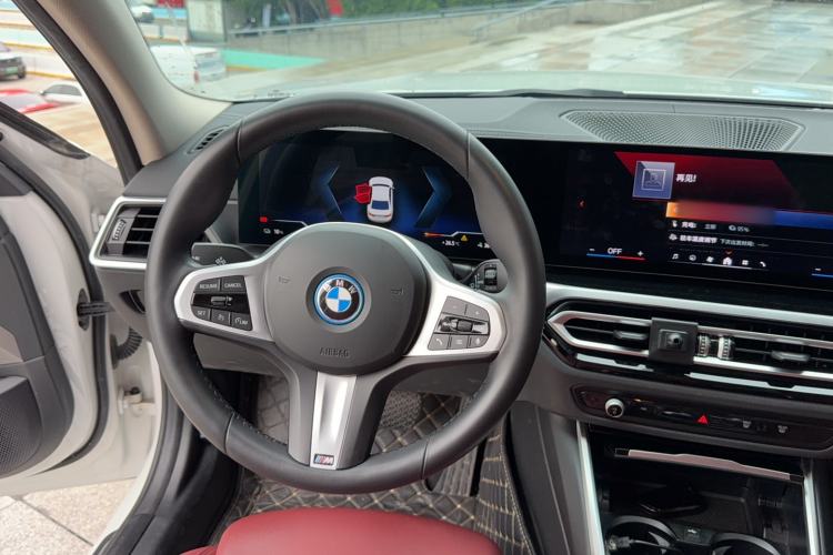 Used BMW i3 2024 eDrive 35 L Interior 1