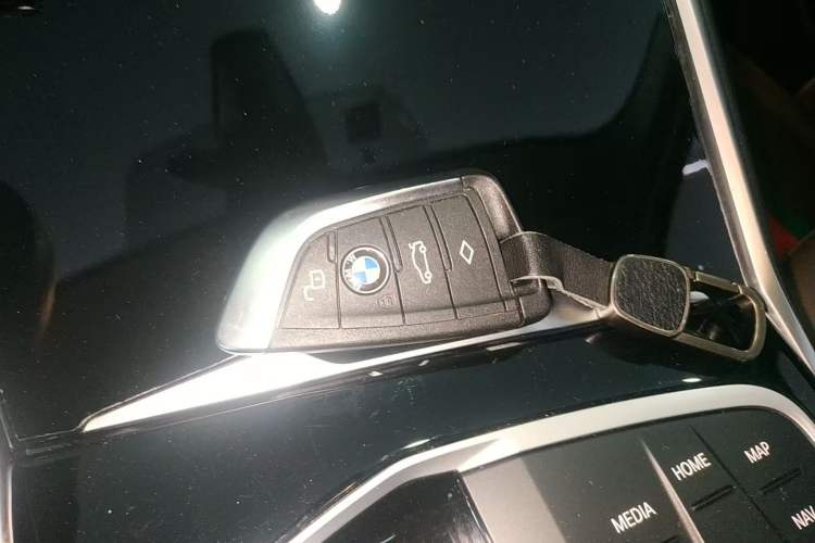 Used BMW i3 2024 eDrive 35 L Interior 1