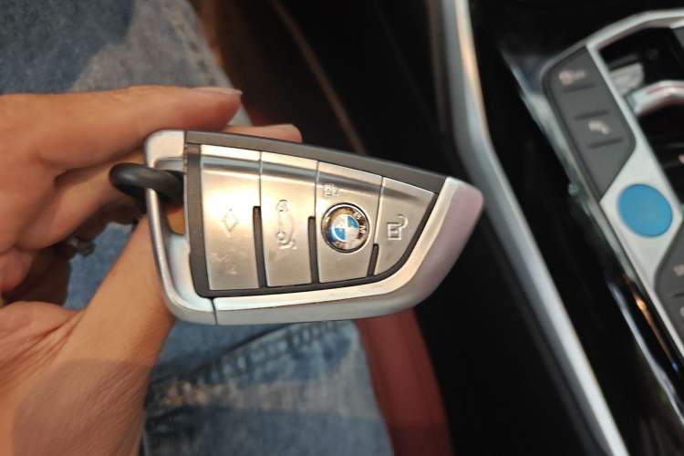 Used BMW i3 2024 eDrive 35 L Interior 1