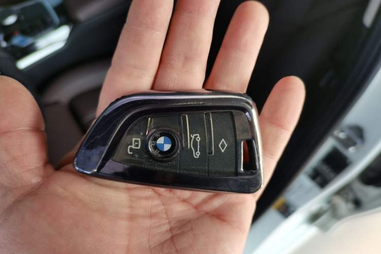 Used BMW i3 2024 eDrive 35 L Interior 1
