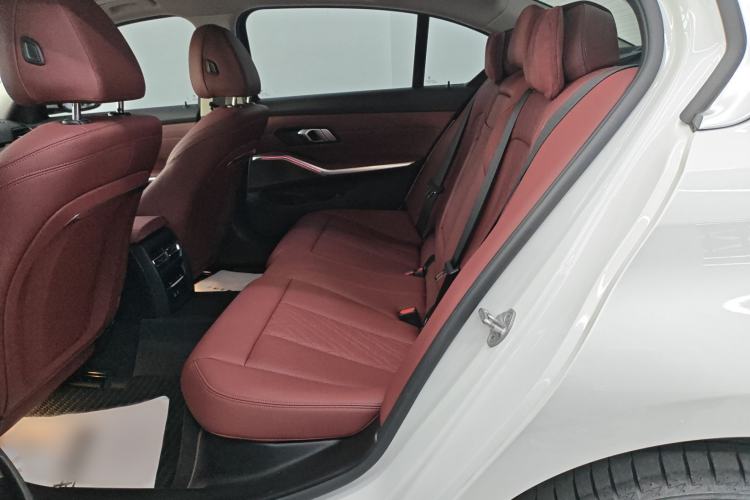 Used BMW i3 2024 eDrive 35 L Interior 2