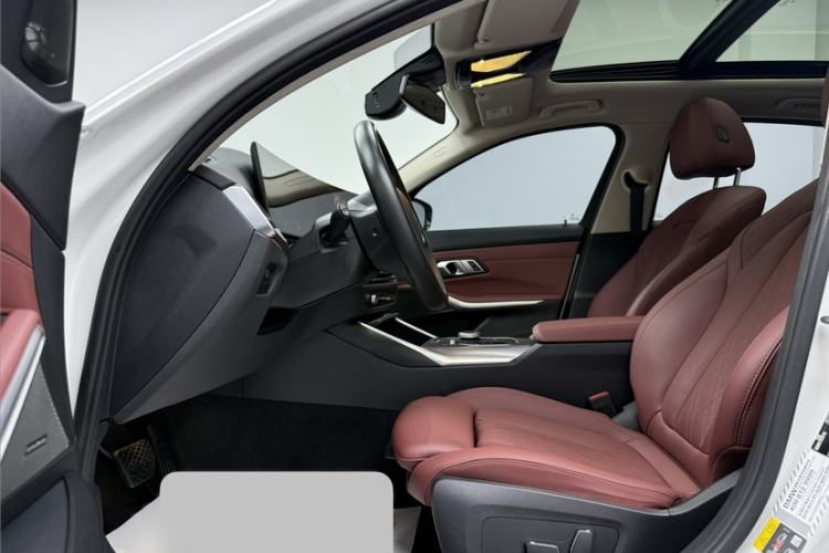 Used BMW i3 2024 eDrive 40 L Midnight Sports Package Interior 2