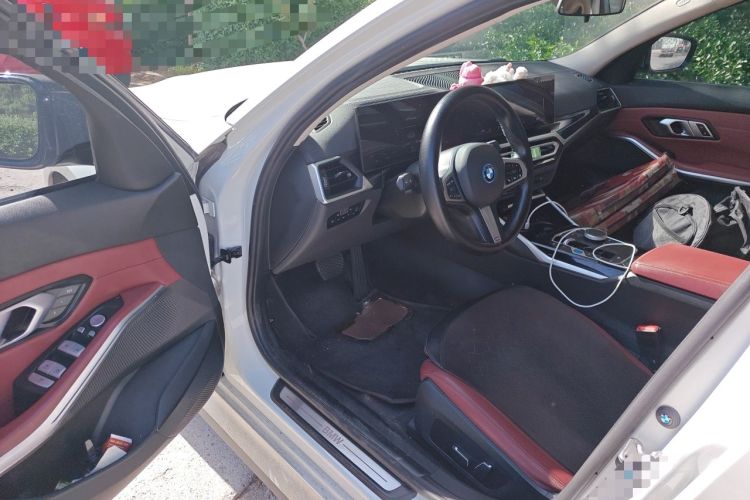 Used BMW i3 2024 eDrive 35 L Interior 3