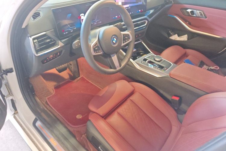 Used BMW i3 2024 eDrive 40 L Midnight Edition Interior 3