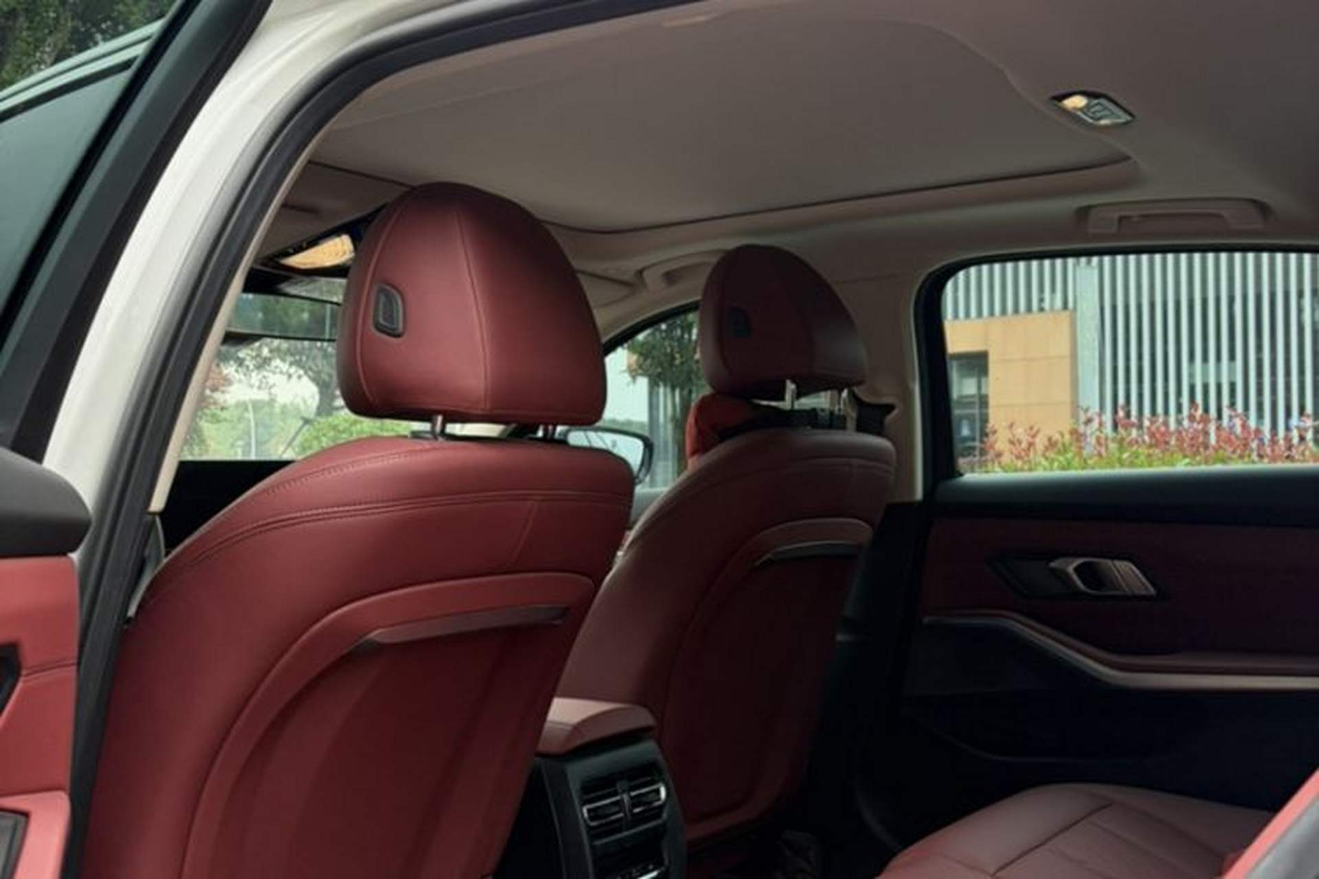 Used BMW i3 2024 eDrive 35 L Interior 3