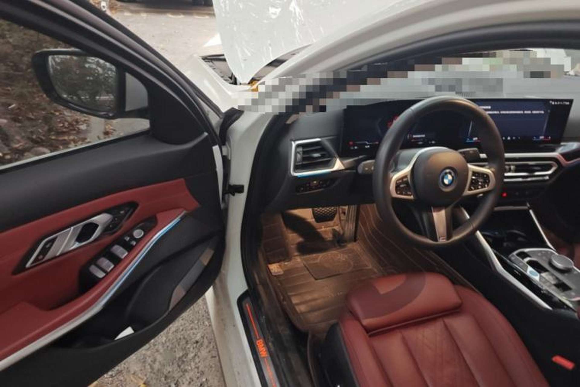 Used BMW i3 2024 eDrive 35 L Interior 3