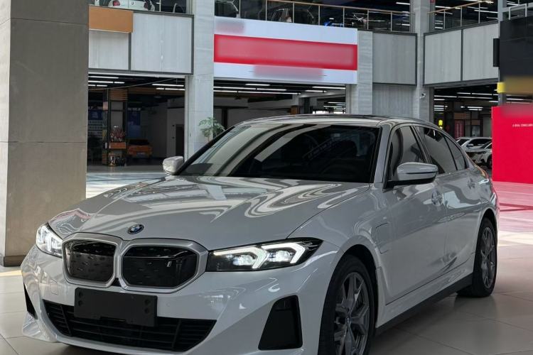 BMW i3 2024 eDrive 35 L