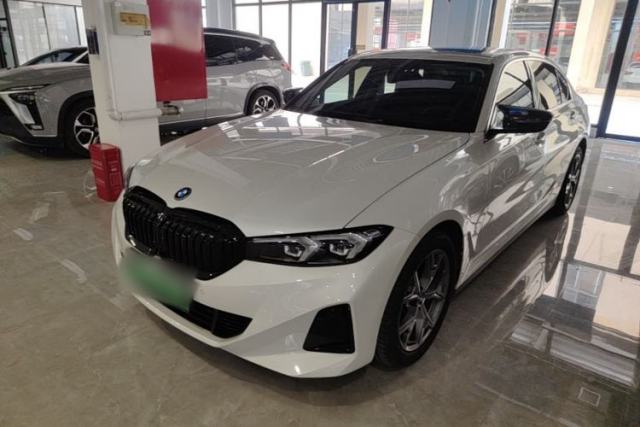Ojetý BMW i3 2024 eDrive 35 L