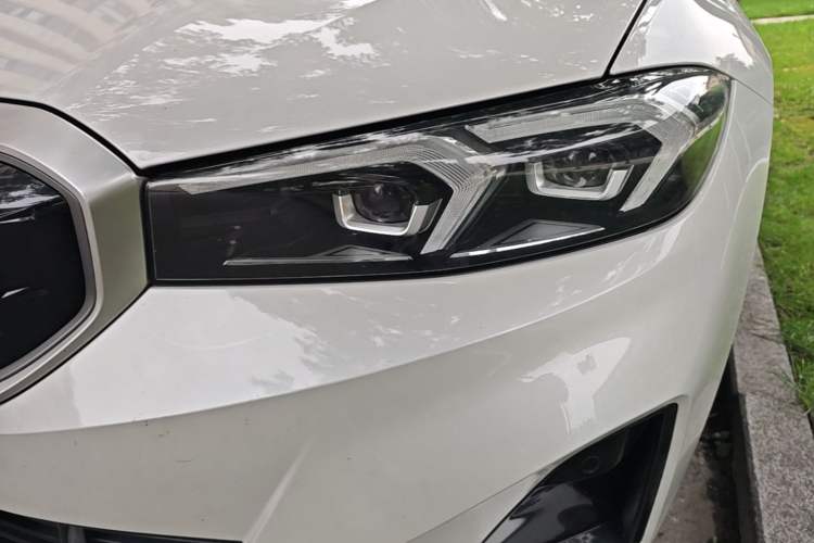 Used BMW i3 2024 eDrive 40 L Midnight Edition Left Front Headlight