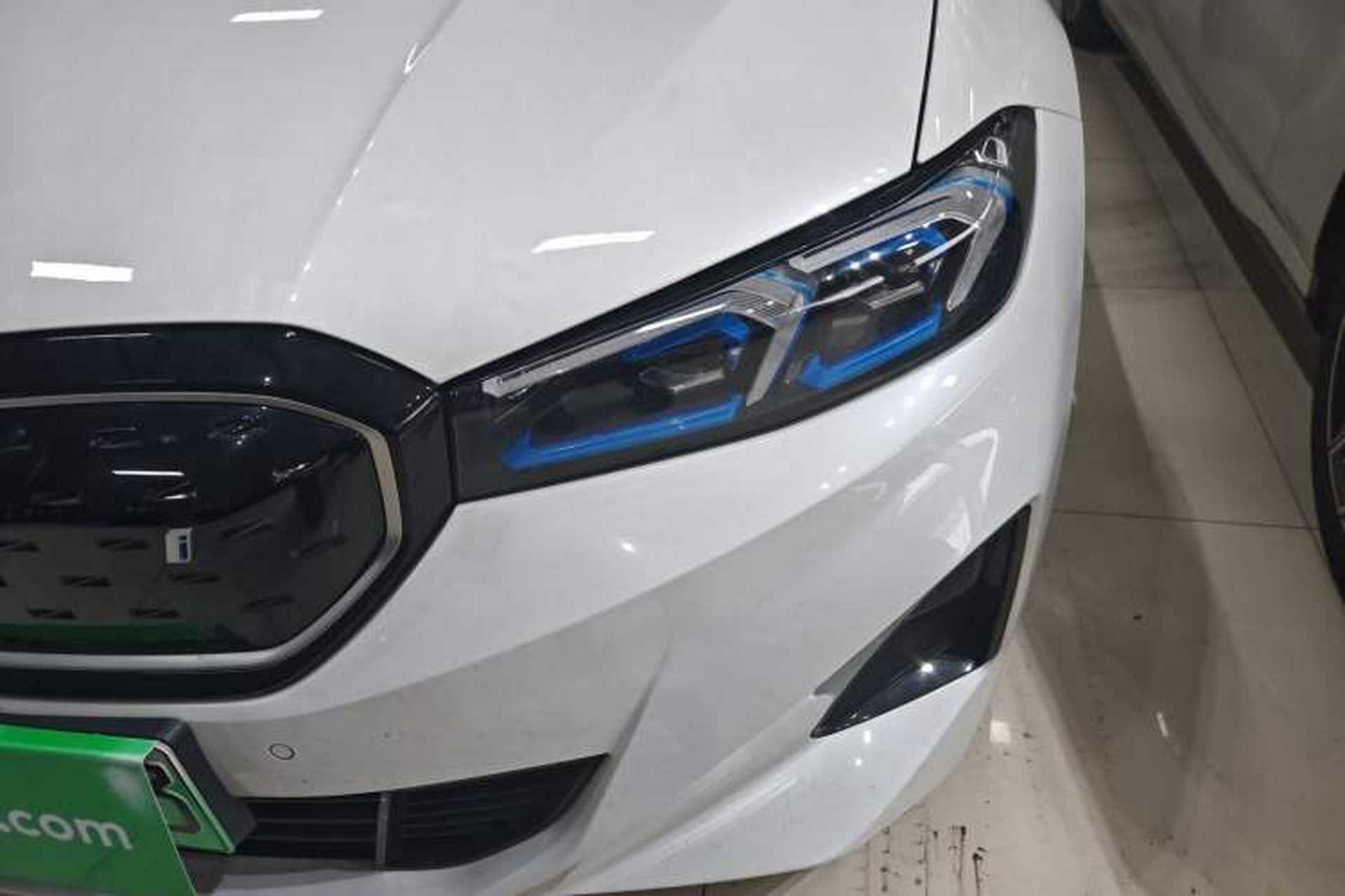 Used BMW i3 2024 eDrive 40 L Midnight Sports Package Left Front Headlight