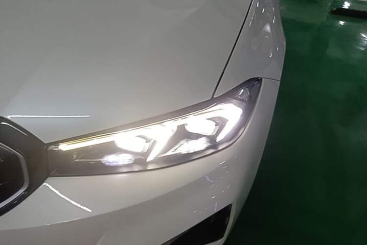 Used BMW i3 2024 eDrive 40 L Midnight Edition Left Front Headlight