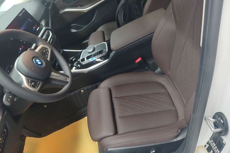 Used BMW i3 2024 eDrive 35 L Left Front Seat