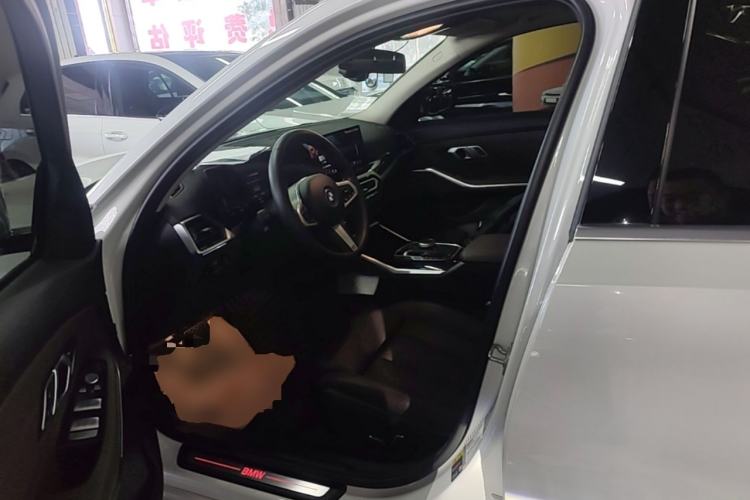 Used BMW i3 2024 eDrive 35 L Left Front Seat