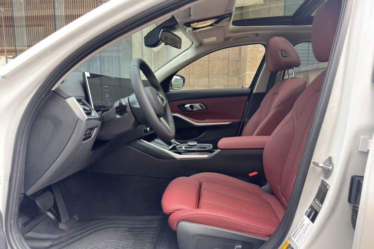 Used BMW i3 2024 eDrive 35 L Left Front Seat