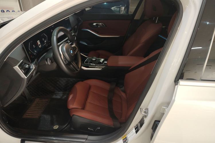 Used BMW i3 2024 eDrive 35 L Left Front Seat