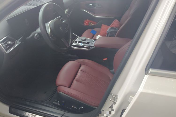 Used BMW i3 2024 eDrive 35 L Left Front Seat