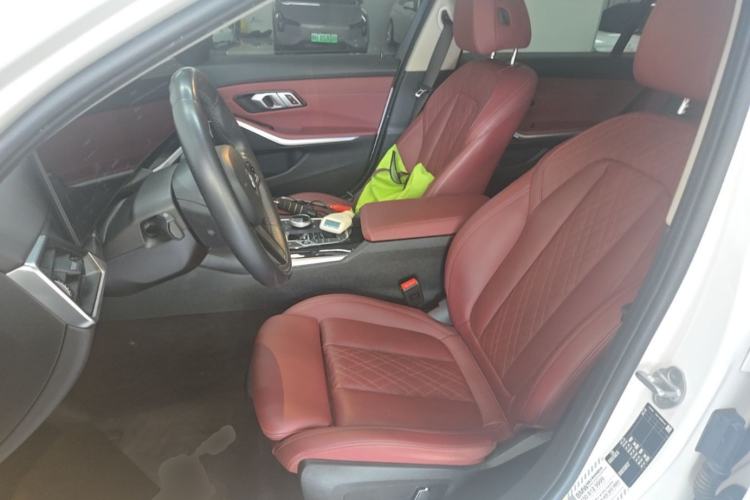 Used BMW i3 2024 eDrive 35 L Left Front Seat
