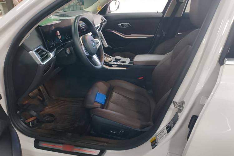 Used BMW i3 2024 eDrive 35 L Left Front Seat