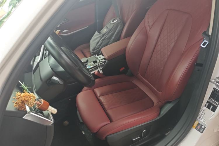 Used BMW i3 2024 eDrive 35 L Left Front Seat