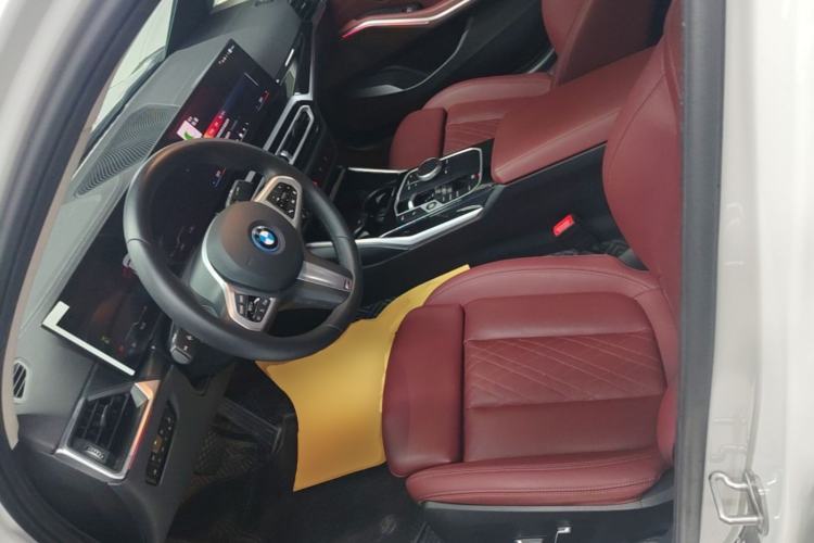 Used BMW i3 2024 eDrive 35 L Left Front Seat