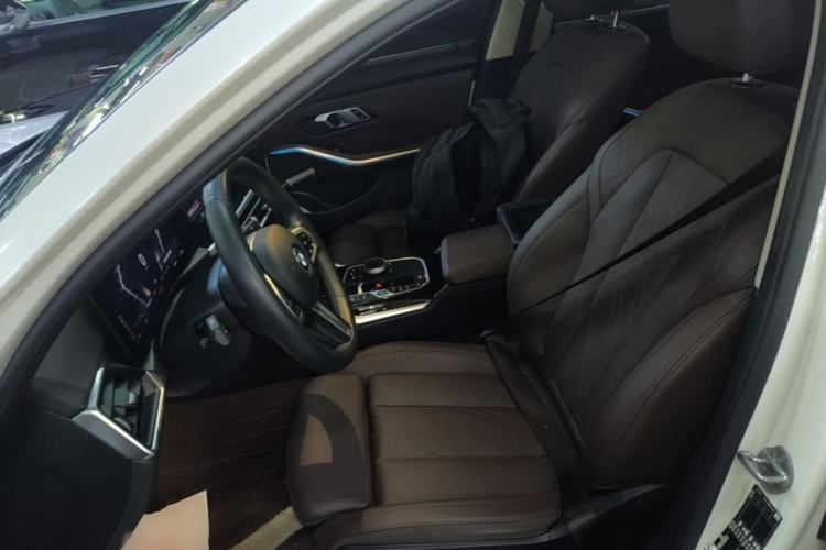 Used BMW i3 2024 eDrive 35 L Left Front Seat