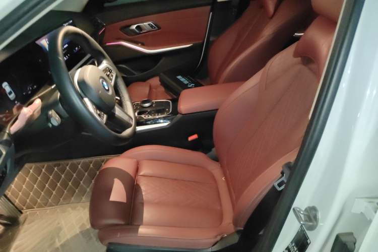 Used BMW i3 2024 eDrive 35 L Left Front Seat