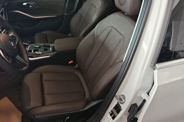 Used BMW i3 2024 eDrive 35 L Left Front Seat
