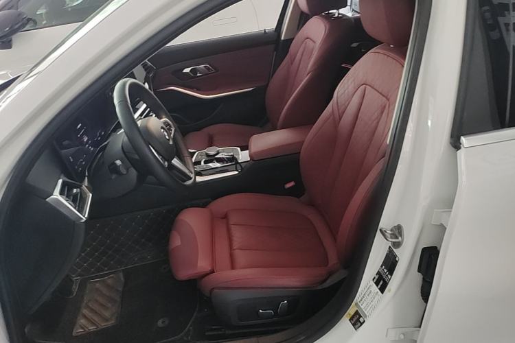 Used BMW i3 2024 eDrive 35 L Left Front Seat