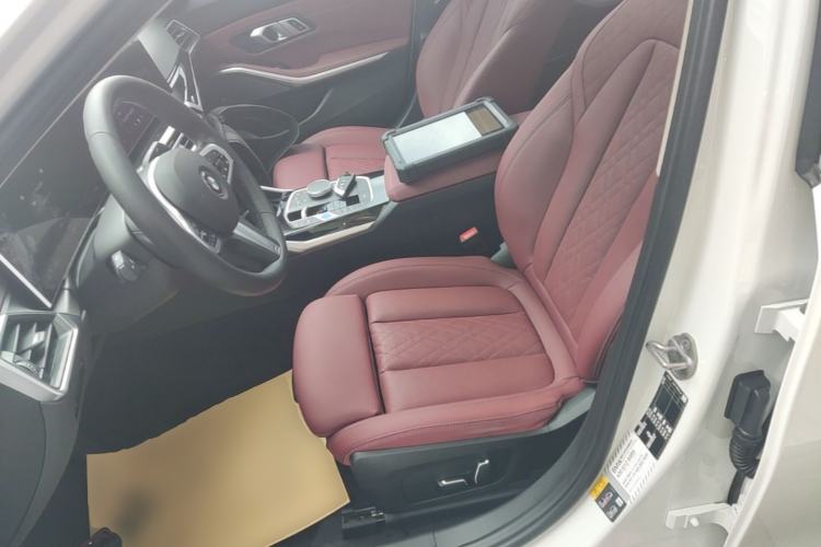 Used BMW i3 2024 eDrive 35 L Left Front Seat