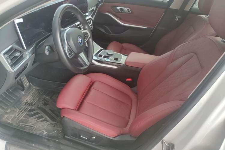 Used BMW i3 2024 eDrive 35 L Left Front Seat