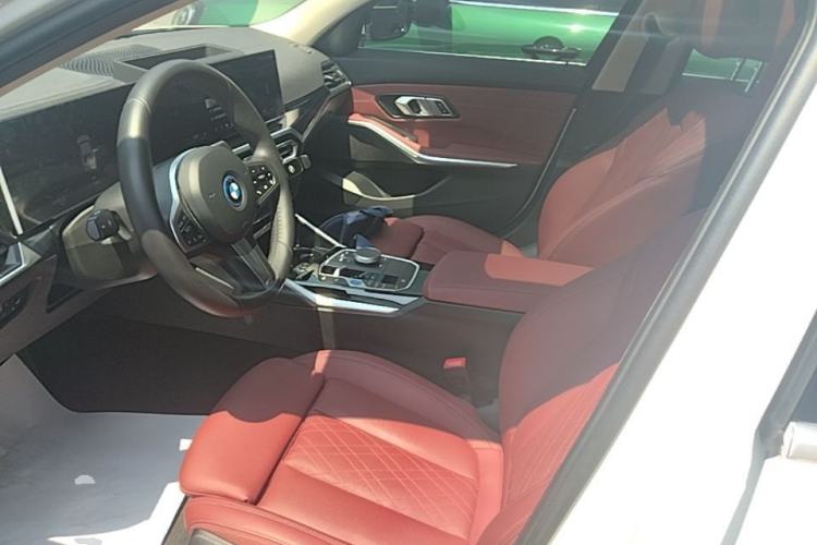Used BMW i3 2024 eDrive 35 L Left Front Seat