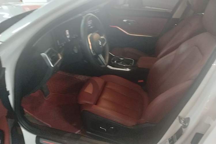 Used BMW i3 2024 eDrive 35 L Left Front Seat
