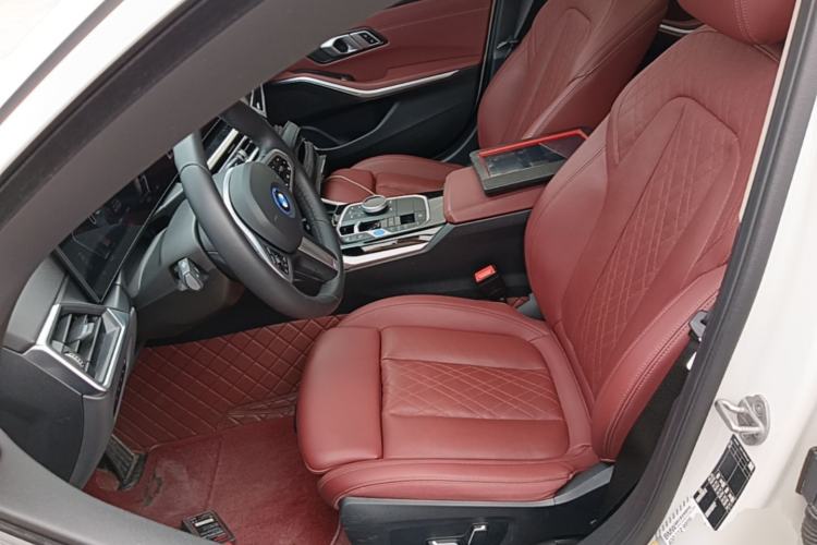 Used BMW i3 2024 eDrive 35 L Left Front Seat