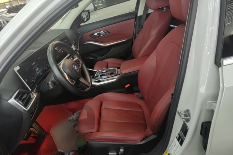 Used BMW i3 2024 eDrive 35 L Left Front Seat