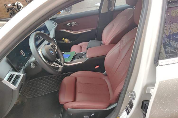 Used BMW i3 2024 eDrive 35 L Left Front Seat