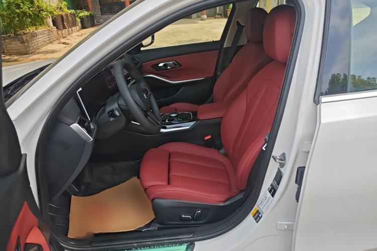Used BMW i3 2024 eDrive 35 L Left Front Seat